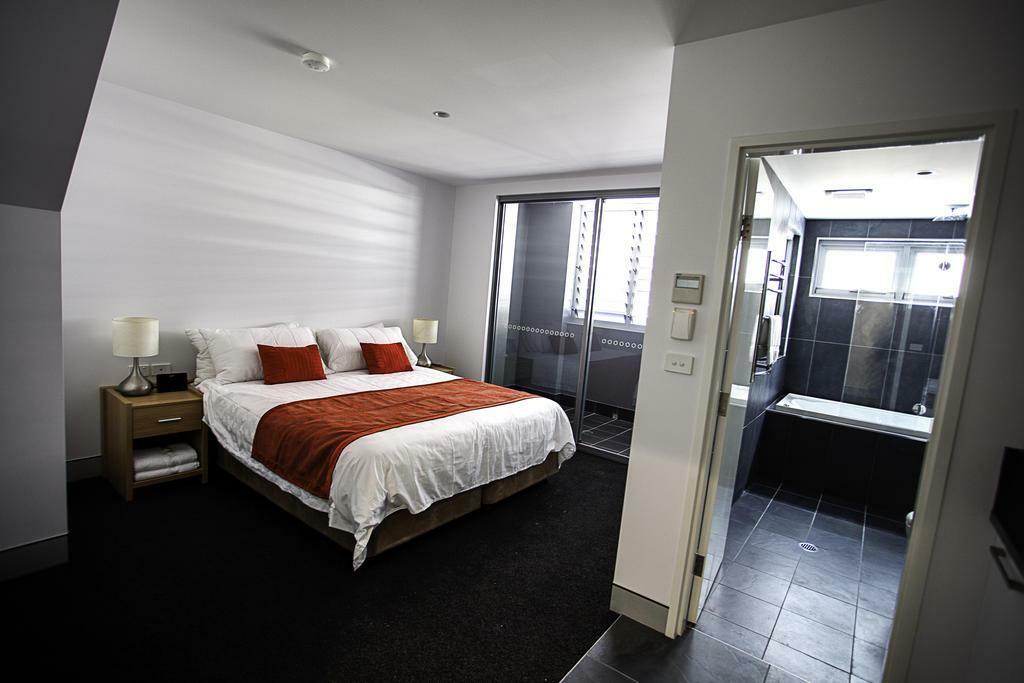 คราวน์ ออน ดาร์บี้ Aparthotel นิวแคสเซิล ภายนอก รูปภาพ